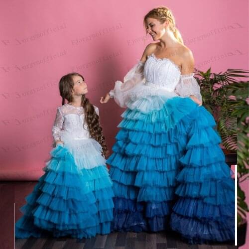 Fashion Multilayered Soft Tulle Mother and Daughter Dresses Off Shoulder Long Sleeve Mother & Kids Party Dress Evening Gowns