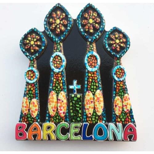 QIQIPP Creative travel souvenir magnet refrigerator stickers at the Cathedral of the Sagrada Familia in Barcelona, Spain