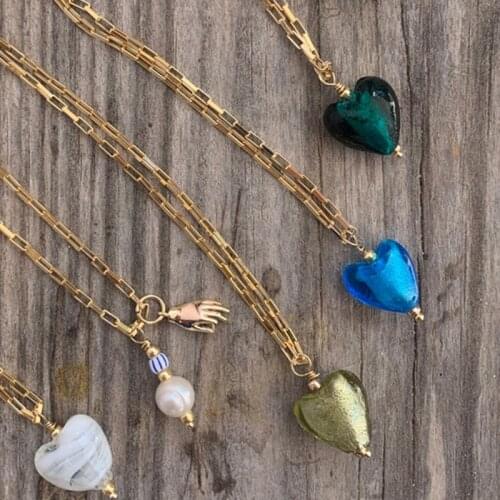 Fashion Jewelry Romantic Heart Shaped Crystal Pendant Beautiful Lady Necklace Accessories Golden Stainless Steel Charm Chain