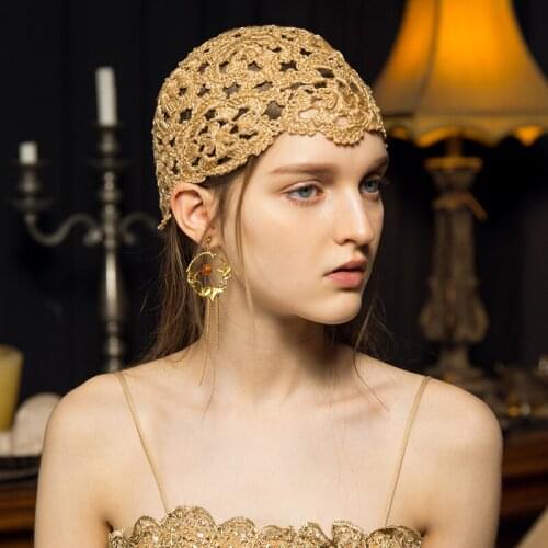 Girl Hand-knitted Beanie Cap Spring Autumn Thin Breathable Leisure Knitted Skullies Hat Hollow Party Fashion Women Hats H6781