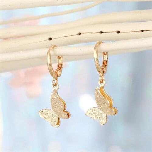 1Pair Korea Matte Butterfly Zircon Owl Hoop Earrings For Women Cute Personality Bee Animals Hugging Small Ear Stud Jewelry E368