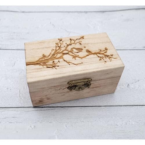 Love Birds Wedding Ring Holder,Personalized Ring Bearer Box,Rustic Engraved Wooden Engagement Jewelry Boxes