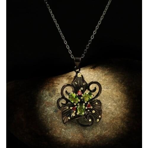 CIZEVA Charms Jewelry Exquisite Flower Tungsten Pendant Necklace for Women Retro Ruby Emerald Black Gold Sweater Chains Chokers