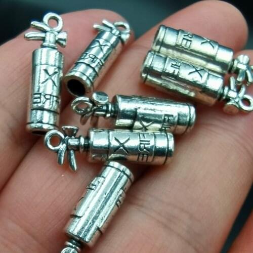 Antiquing 20pcs Charms Fire Extinguisher Fireman Tibetan Silver Color Pendants Antique Jewelry Making DIY Handmade