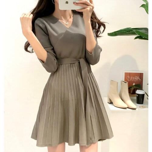 Elegant V-Neck Long Sleeve Lac-up Empire Knitted Dress Women Office Casual A-Line Pleated Dress Female Pullover Sweater Dress