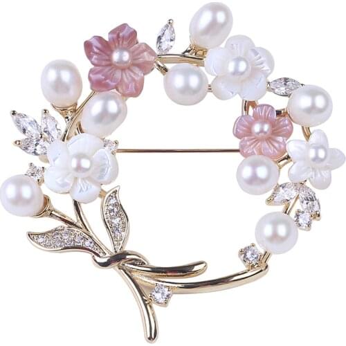 New design sparkling rhinestone brooch freshwater pearl jewelry for wedding bridal brooch best clothing accessories