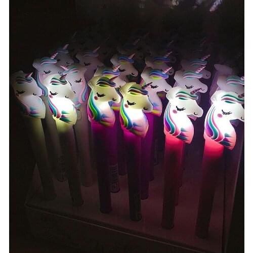 3pcs Light Up Unicorn Ballpoint Pen Set 0.5mm Cute Penspinning Luxury Spinning Balpen Ball Point Pen School Novelty Kids Gift