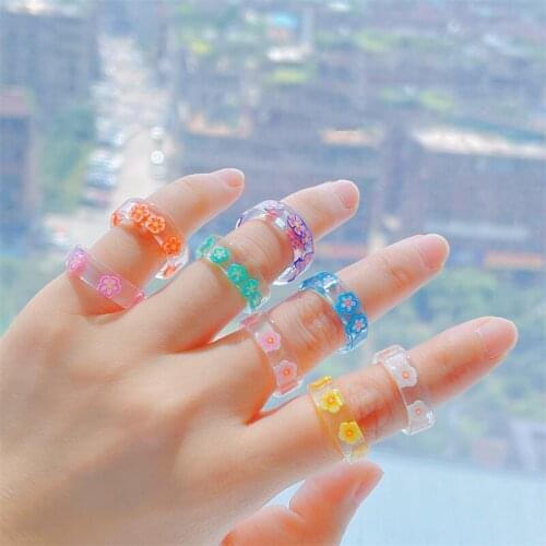 New Round Transparent Acrylic Resin Ring Geometric Flower Patch Aesthetic Finger Ring For Women Gift Vintage Boho Travel Jewelry