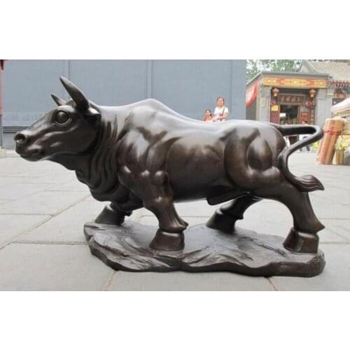 China Copper carve ox bull Art statuary creative crafts decoration
