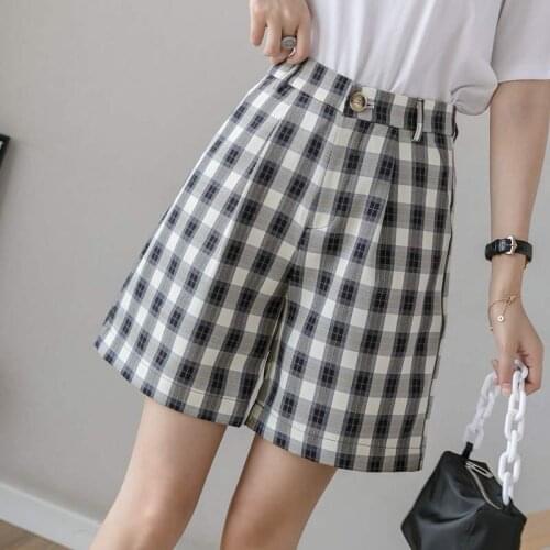 Punk Plaid Shorts Women and Men Summer Plus Size Elastic High Waist Casual Loose Shorts Wide Leg Pantalones Cortos Knee Length