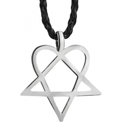 Classic Punk Minimalist Style Heart Pentagonal Pendant Necklace Mens High Quality Metal Fashion Casual Prom Jewelry