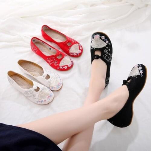 Luxury Designer 2021 Women Socks Shoes Casual White Sneakers Summer knitted Vulcanized Shoes Trainers Tenis dancers single shoe