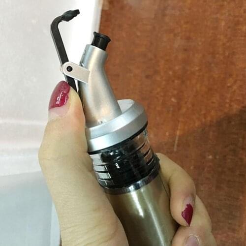 Oil Sauce Vinegar Bottle Flip Cap Stopper Dispenser Pourer Faucet Kitchen Tool