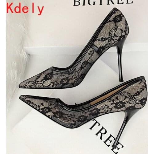 2021 Sexy Black Flower Lace Mesh Pumps Women Pointed Fashion Party Shoes Show Thin High Heels Shoes Womens Office Shoes Shallow