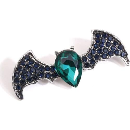 Fashion Bat Badge Brooch Personality Rhinestone Bat Holiday Clothing Accessories Jewelry Gift