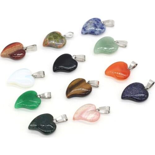 Natural Crooked Heart-shaped Semi-precious Stone Powder Crystal Tiger Eye Beads Pendant To Make Ladies Necklace Exquisite Gifts