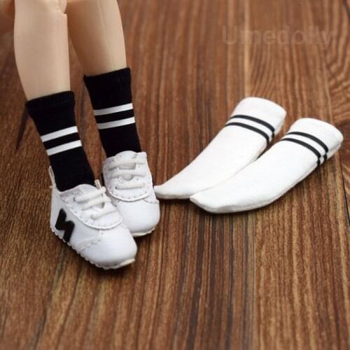 2018 NEW Arrived 1/6 Dolls Causal Black White Sport Socks for Blyth, Azone, Momoko, Licca Doll Clothing Accessories