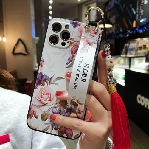 Sumkeymi Wrist Strap Flower Phone Holder Case For iphone 11 Case For iphone 12 7 8 Plus mini Pro Max X XS XR Hand Band Case