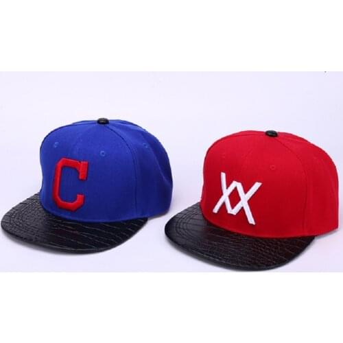 Summer Unisex Embroidery Youth Letter Baseball Cap Mens and Womens Snapback Hip Hop Flat Black Hat White Hot Red Papas Cap