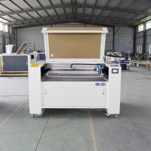 Fast Speed ROBOTEC 130x90cm 200W Laser Cutter Co2 Laser Engraving Machine 4x3 Feet Plate Metal Laser Cutting Machine