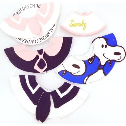Cute campus wind round bib Cotton baby saliva towel baby bib Bow tie style decorative fake collar