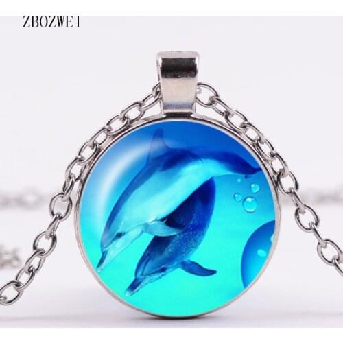 2018 Marine Animal Necklace Dolphin Necklace Clothing Accessories Necklace Glass Dome Pendant