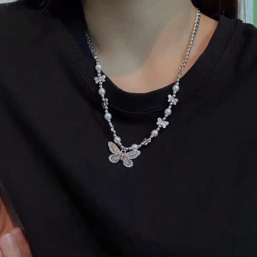 TIMEONLY Creative Imitation pearl Butterfly pendant neckalces Titanium steel beading chain neckalce for women jewelry hip hop