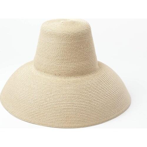 2021 Hot Retro High Top Big Brim Stage Catwalk Concave Shading Sun Beach Grass Cap