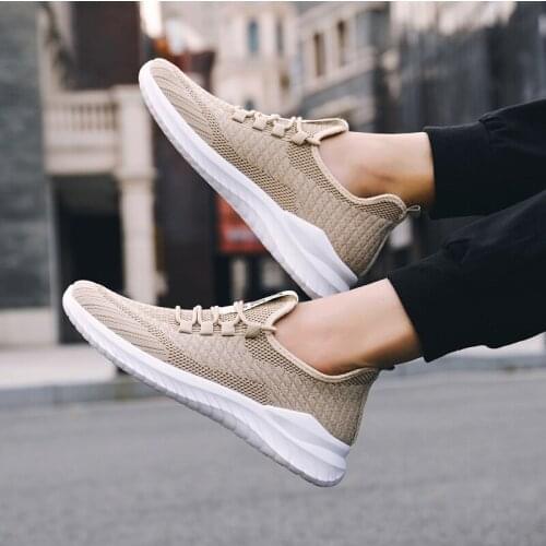 Shoes Running/Jogging Mesh Breathable Comfortable Sneaker Tricolor MenS Classical Sports Shoes Lightweight Sneakers