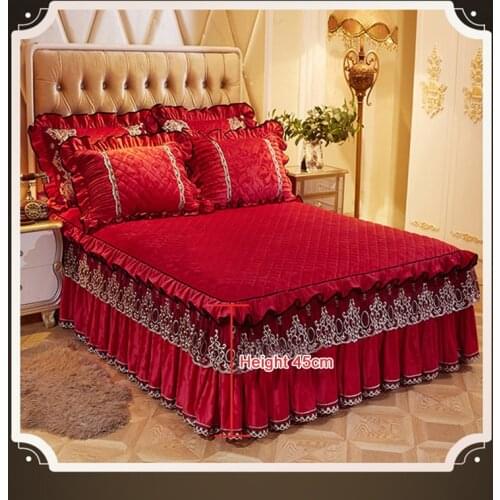 3 Pcs European Style Crystal Velvet Bedspreads Lace Bed Cover Warm Ruffle Elastic Quilted Bedskirted Bed Cover With Pillowcase