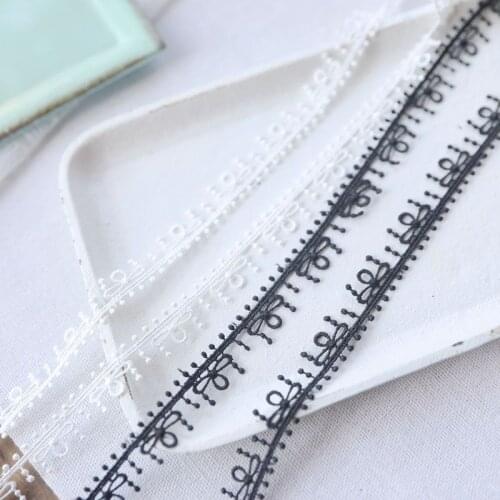 Hot sale Lace accessories and white water soluble three petal pattern is 1.4 cm
