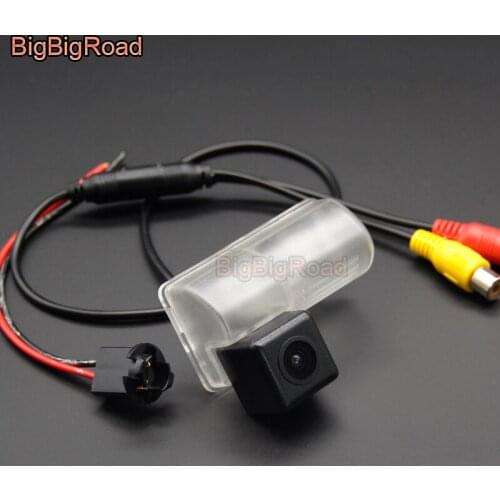 BigBigRoad Vehicle Wireless Rear View Parking Camera HD Color Image For Toyota Corolla Levin 2015 2016 Vios / Etios / YARiS L