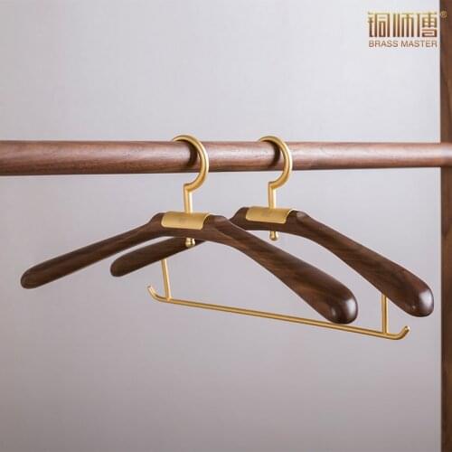 Gold Charm Tiancheng Black Walnut Solid Wood Hanger Seamless Household Clothes Hanger Brass Hook Clothes Hanger