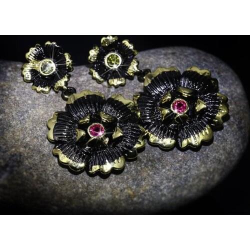 2020 Bohemia Big Flower Dangle Earrings Women Fashion Jewelry Vintage Tungsten Red Zircon Stone Drop Earrings for Female Gifts