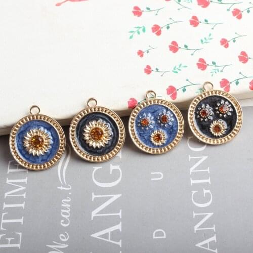 10pcs/lot Cute Chrysanthemum Enamel Inlaid Rhinestones Flowers Charms For Necklace Bracelet Earring DIY Jewelry Findings XL1157