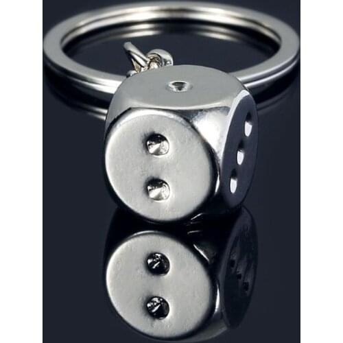 Lucky Dice Metal keychain Jewelry Gifts for Boyfriend Husband Dad R7RF