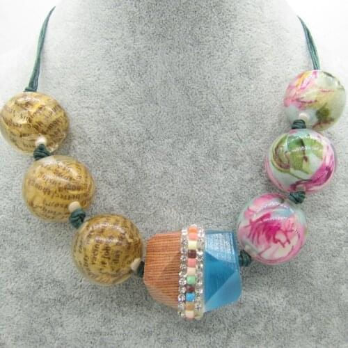 Half Blue and Half Brown Pretty Wood and Resin United Trendy Beaded Necklace for Women