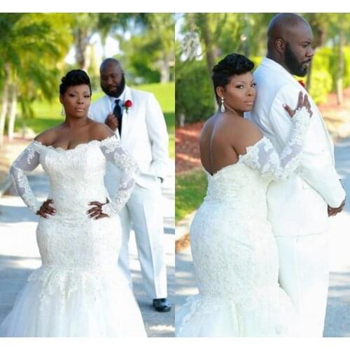 Off Shoulder Long Sleeves Plus Size Lace Mermaid Wedding Dresses Beads Appliqued Backless Sweep Train Wedding Bridal