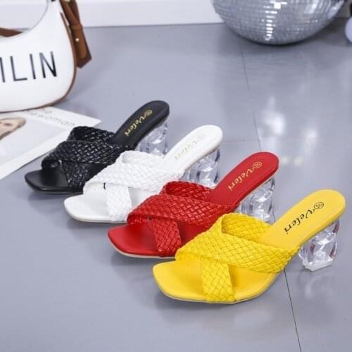 Slippers Women Outdoor Square Toe Woven Slides 2021 Summer New Cross Belt Gladiator Sandals Strange Style Open Toe Slippers PU
