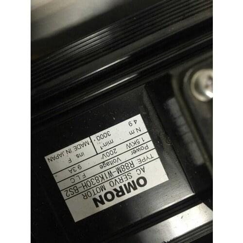 Servo R88M-W1K830H-BS2 , used ,90% appearence new , 3 months warranty , in stock
