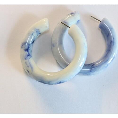 UJBOX Korean Exaggerated Large Acrylic Earrings Multi Color Acetic Acid Earrings Geometric Circle Hoop Earrings E0031