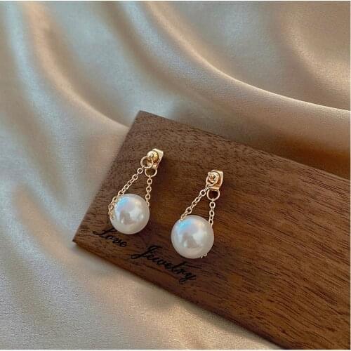 Simple Elegant Small Pearl Pendant Earrings For Woman 2021 New Fashion Jewelry Party Ladies' Unusual Dangle Earrings Accessories