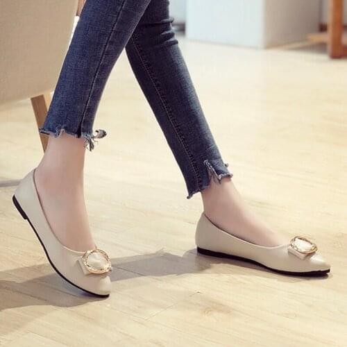 Plus Size 35-42 Women Flats 2019 Spring Slip on Shoes Woman Ballet Flats Pointed Toe Metal Office Shoes Woman Boat Shoes N7237G