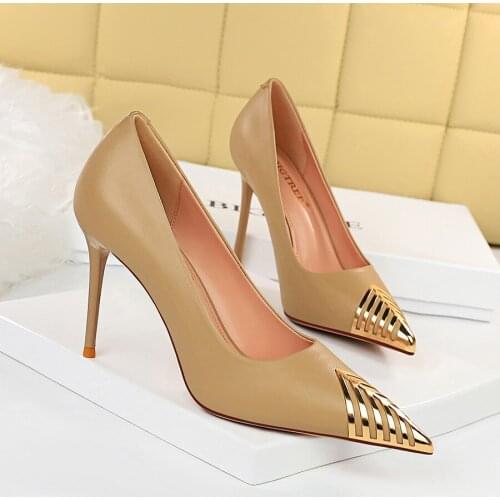 Womens Spring Autumn Retro Khaki Pumps 9.5cm Metal Stiletto Pointed Toe Ladies High Heels Gold Metallic Hollow Out Sexy Shoes 43
