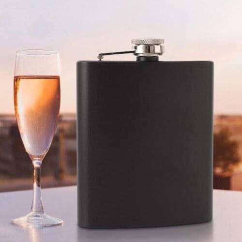 Smooth Surface 1 Set Useful 7oz Whiskey Liquor Pocket Flask Stainless Hip Flask Fine Workmanship Household Accessories