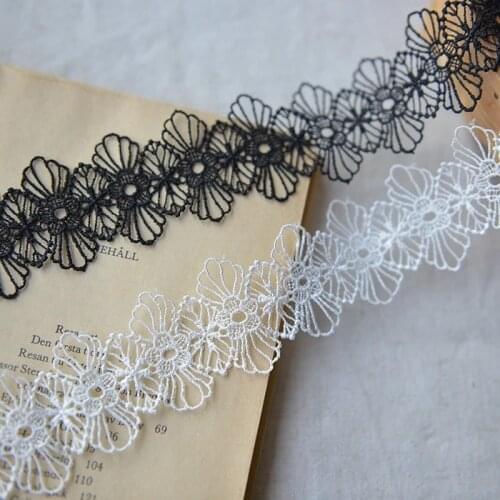 1Yards Best Selling Latest Lace Ribbon 4cm Guipure Black White Lace Fabric Applique Trim Sewing Wedding Dress Accessories E10
