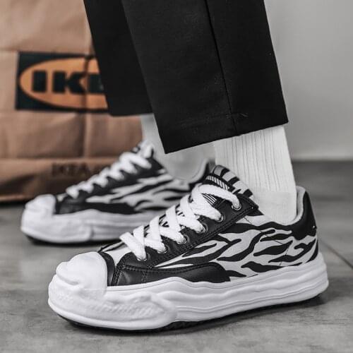 HJUNJIE Skateboards And Scooters