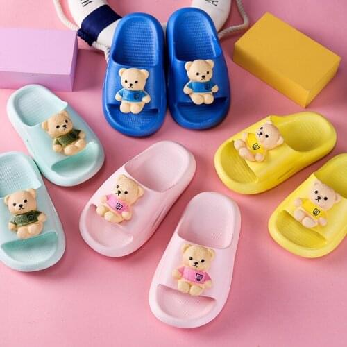 2021 Summer New Cartoon Bear Childrens Sandal Kawaii Wears Slippers Indoors and Outdoors for Boys and Girls