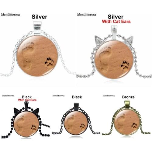 Mendittorosa Footprint Christmas Jewelry Bronze Color With Glasss Cabochon Choker Long Pendant Necklace For Women Party Gift