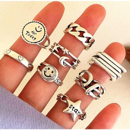 South Koreas Retro Ring Statement Geometric Wave Rings for Women Fashion Personality Trend Cold Wind Temperament Hand Jewelry